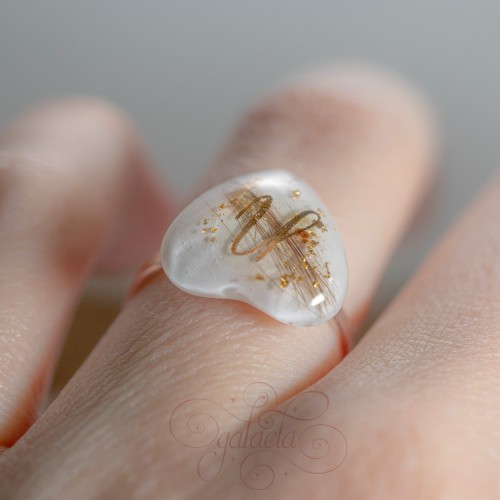 Heart-Shaped Breastmilk Ring | Personalized Jewelry for Mothers