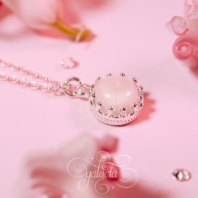 Crowned Breastmilk Pendant Necklace - A Majestic Celebration of Motherhood