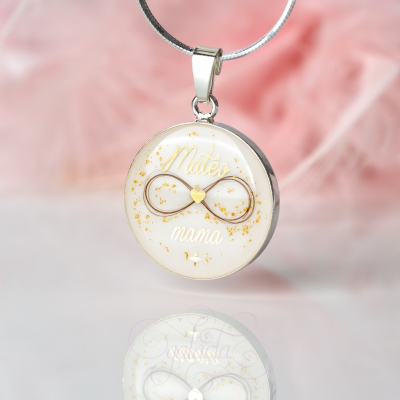 Round Breastmilk Pendant With Hair Art | Personalized Jewelry for Mothers