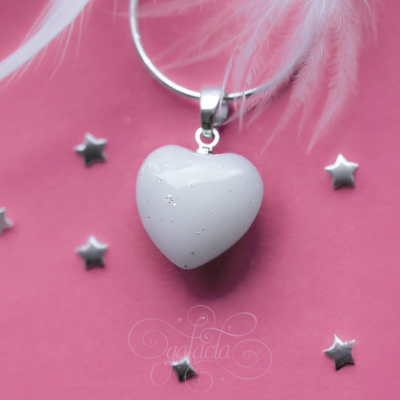 Heart-Shaped Breast Milk Pendant: Celebration Of Motherhood