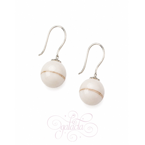 Breastmilk Pearl Earrings - Celebrate Your Motherhood with Unique and Personalized Jewelry 